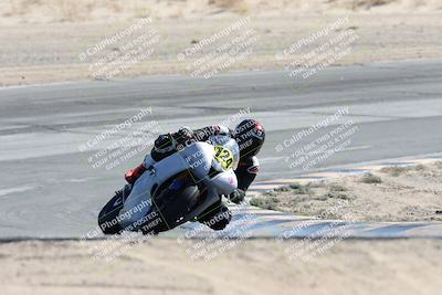 media/Nov-01-2025-CVMA (Sat) [[fc0f7531b8]]/Race 9-Amateur Supersport Middleweight/